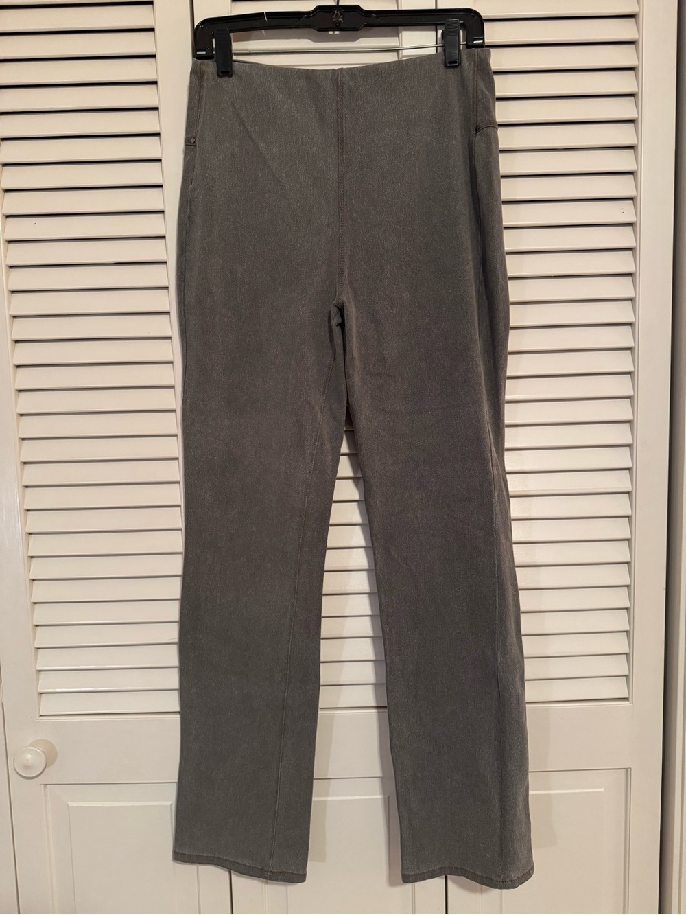 Lysse Charcoal Straight-Leg Pull-On Jeans